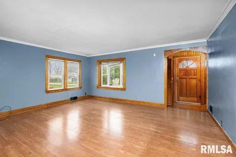 111 N West St, Annawan, IL 61234 photo 6