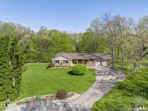 10326 133rd Street Ct W, Taylor Ridge, IL 61284