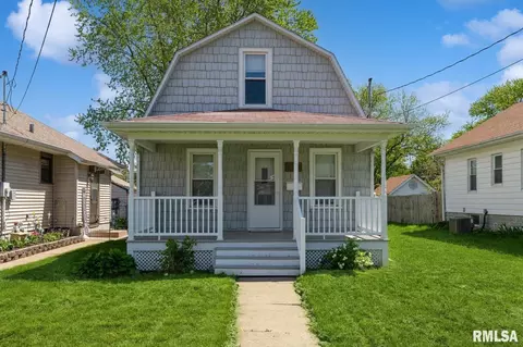 1920 32nd St, Moline, IL 61265