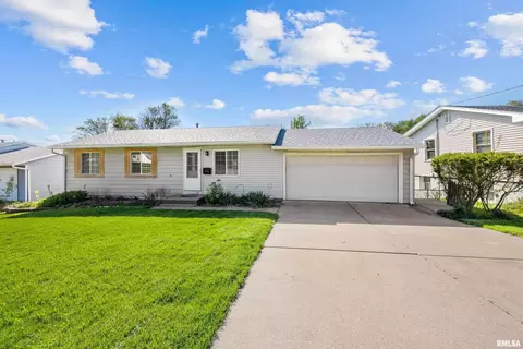 1112 N Lincoln Ave, Davenport, IA 52804