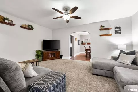 508 25th Ave, Moline, IL 61265 photo 4