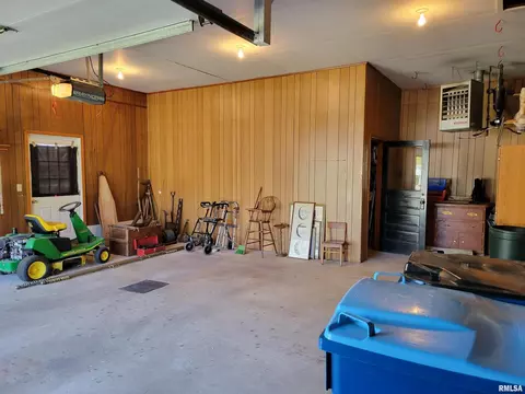 400 N Anna St, Atkinson, IL 61235 photo 25