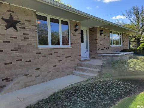 400 N Anna St, Atkinson, IL 61235 photo 2