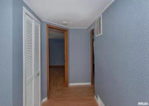 519 14th Ave, Silvis, IL 61282 photo 10