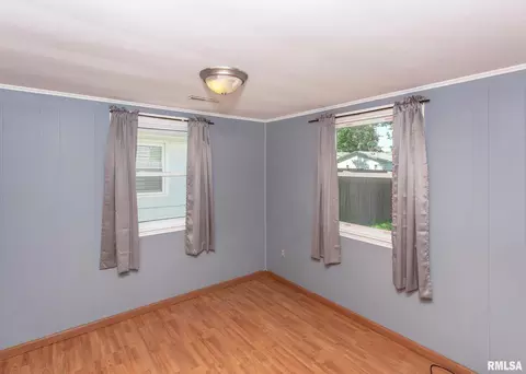 519 14th Ave, Silvis, IL 61282 photo 13