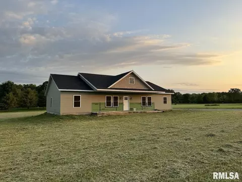 6487 Persimmon Ct, Carbondale, IL 62902