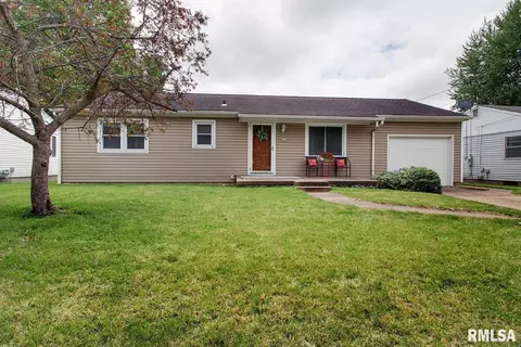 412 Parkview Dr, Quincy, IL 62301