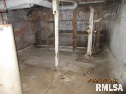 2409 5th Ave, Moline, IL 61265 photo 33