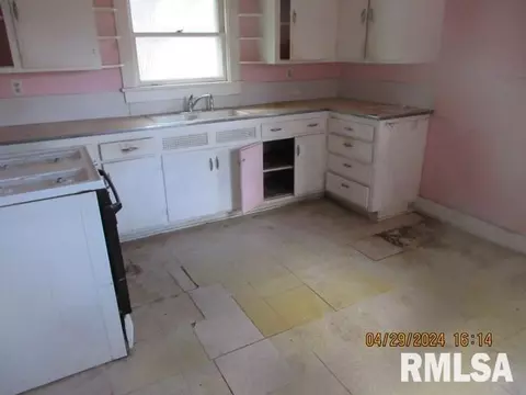 2409 5th Ave, Moline, IL 61265 photo 11
