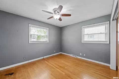1549 29th Ave, Moline, IL 61265 photo 13