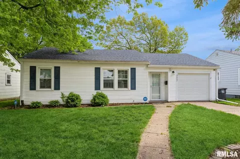 2402 47th St, Moline, IL 61265 photo 14