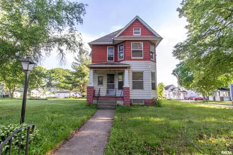 4529 8th Ave, Rock Island, IL 61201