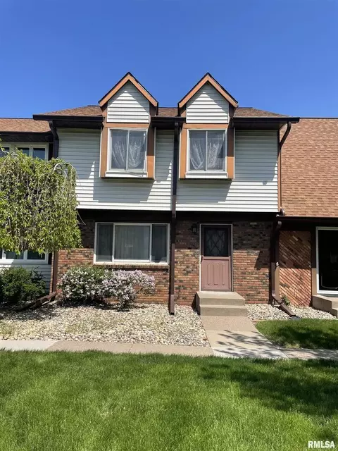 4710 11th St, East Moline, IL 61244