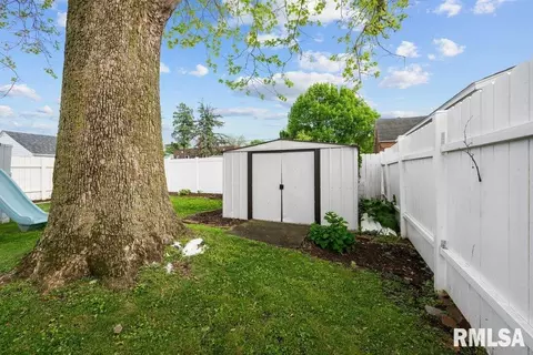 820 17th Ave, Moline, IL 61265 photo 22