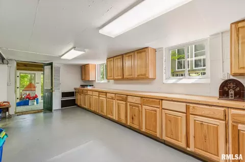 1000 22nd St, Moline, IL 61265 photo 36