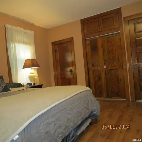 251 7th St, Silvis, IL 61282 photo 6