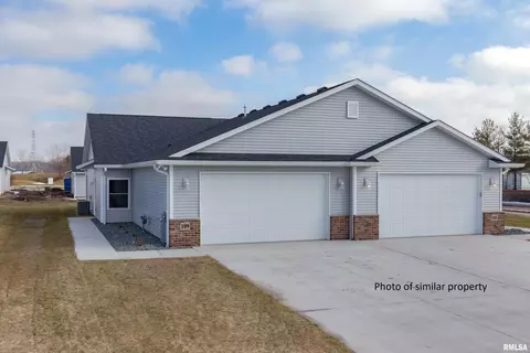 194 Beacon Harbor Cir, East Moline, IL 61244