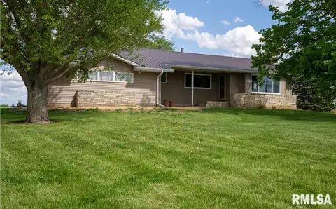 2069 120th Ave, Wheatland, IA 52777