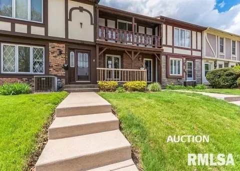 4606 Warren St #2, Davenport, IA 52806