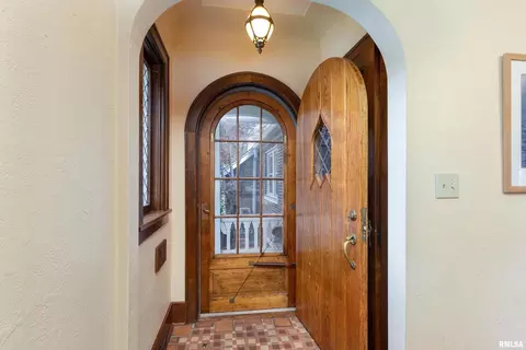 3003 24th Ave, Moline, IL 61265 photo 4