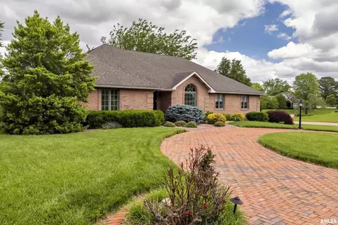 2202 Steeplechase Dr, Marion, IL 62959 photo 4