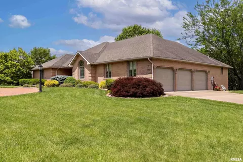 2202 Steeplechase Dr, Marion, IL 62959 photo 3