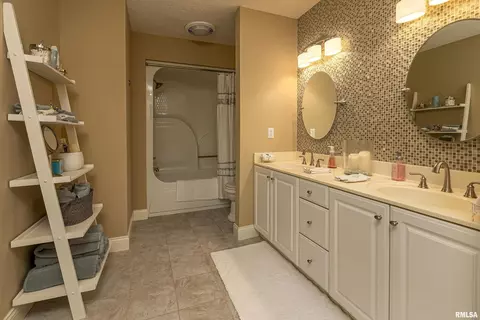 2202 Steeplechase Dr, Marion, IL 62959 photo 26