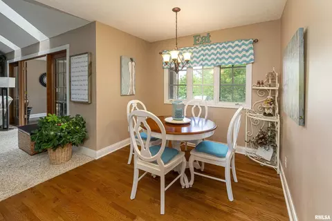 2202 Steeplechase Dr, Marion, IL 62959 photo 17