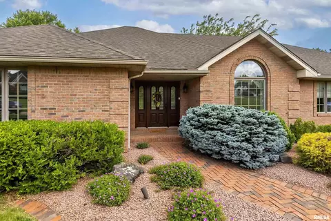 2202 Steeplechase Dr, Marion, IL 62959 photo 5