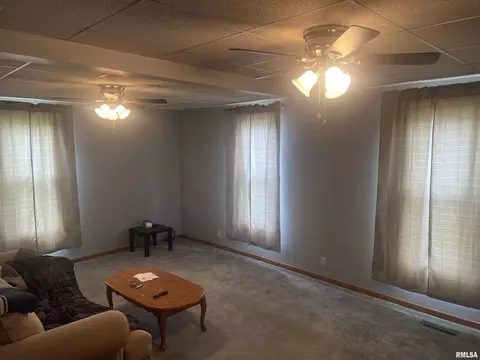 512 9th Ave, Fulton, IL 61252 photo 2