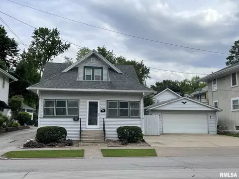 309 E Central Park Ave, Davenport, IA 52803