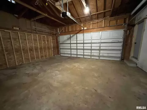 102 Junction St, Ursa, IL 62376 photo 32