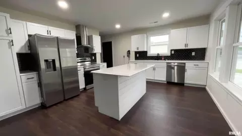 102 Junction St, Ursa, IL 62376 photo 2