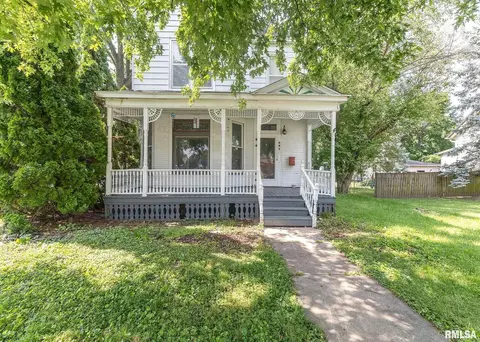 401 W Court St, Cambridge, IL 61238