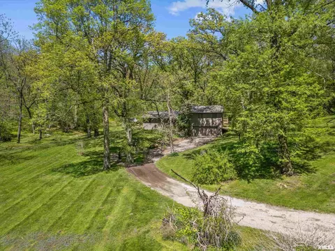 2974 158th Ave, Sherrard, IL 61281
