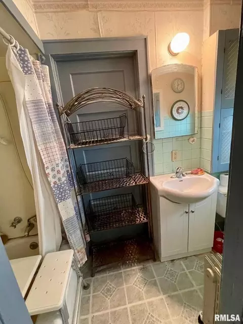 1421 18th Ave, Moline, IL 61265 photo 7