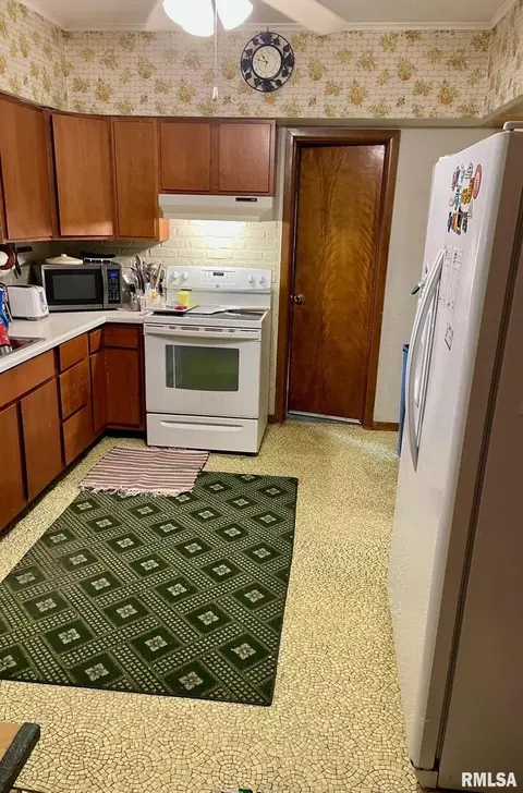 1421 18th Ave, Moline, IL 61265 photo 8