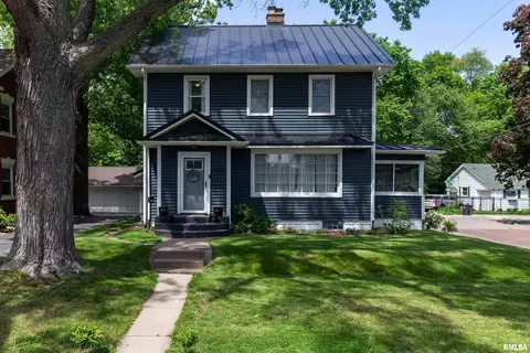 4533 13th Ave, Rock Island, IL 61201