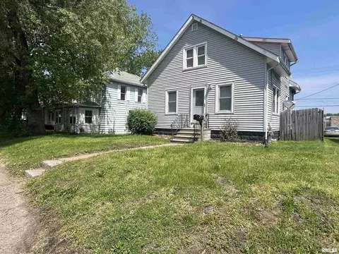525 1st Ave, Silvis, IL 61282 photo 3