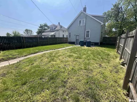 525 1st Ave, Silvis, IL 61282 photo 5