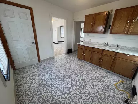 525 1st Ave, Silvis, IL 61282 photo 16