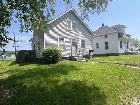 525 1st Ave, Silvis, IL 61282 photo 2