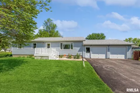 305 W Illinois St, Joy, IL 61260