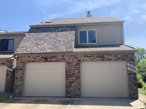 3937 Partridge Cir # D, Bettendorf, IA 52722