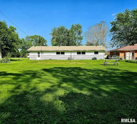 3907 15th St #C, Moline, IL 61265 photo 3