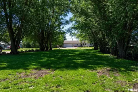 2104 S Shore Dr, Moline, IL 61265 photo 40