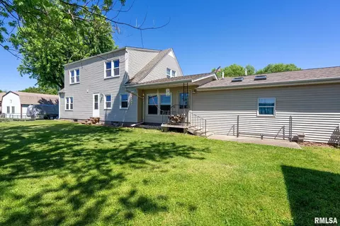 2104 S Shore Dr, Moline, IL 61265 photo 31