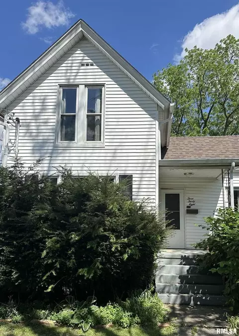 338 Willard St, Kewanee, IL 61443