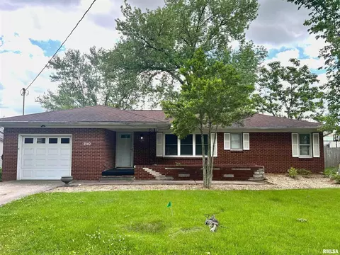 1502 N State St, Marion, IL 62959