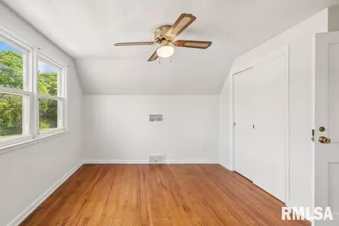 1902 8th St, Moline, IL 61265 photo 18